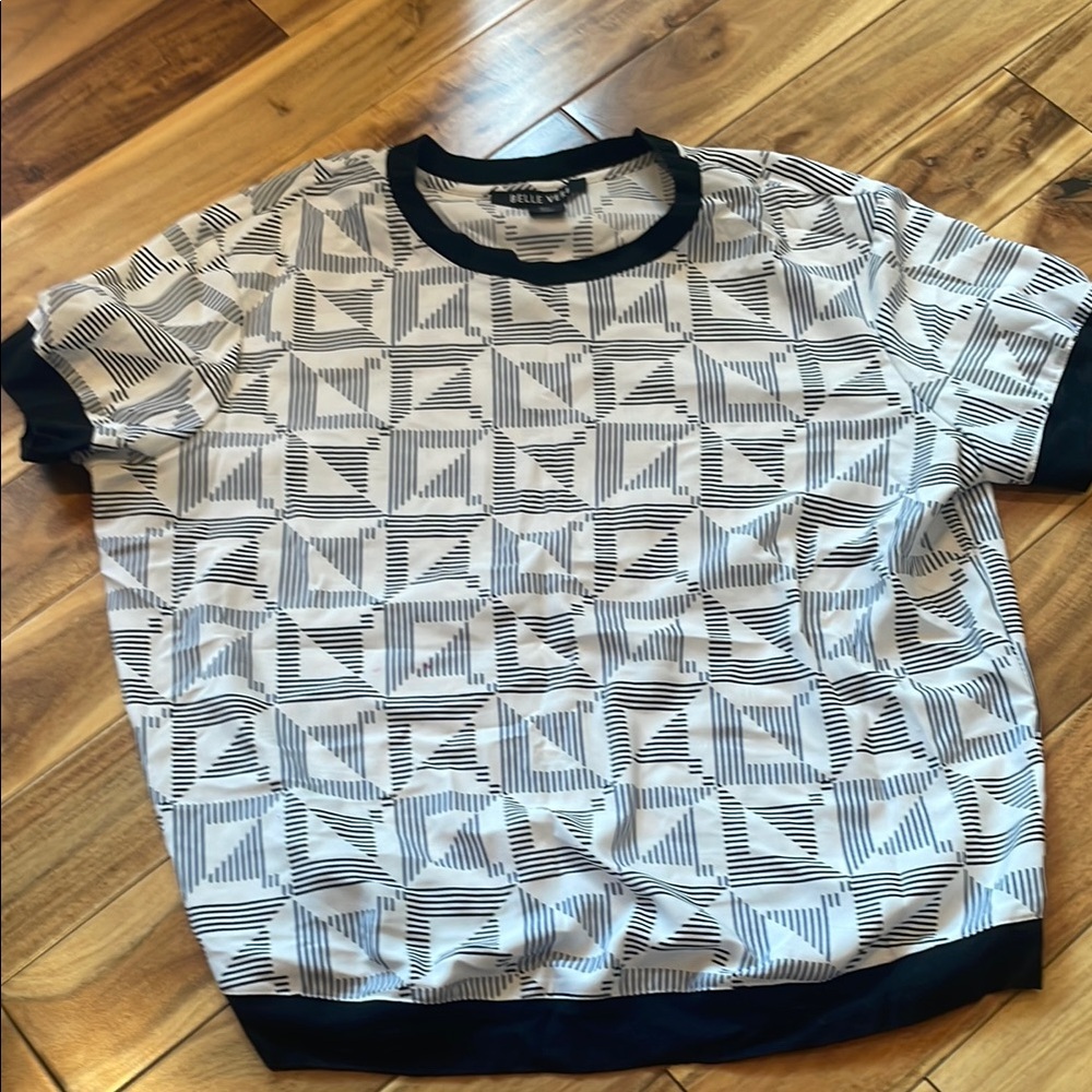 Black and White Graphic Boxy T-Shirt
